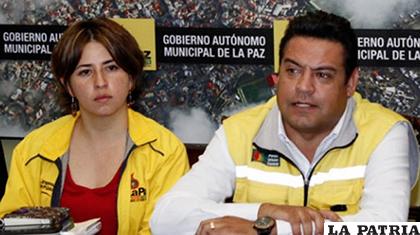 La concejala Cecilia Chacón y el alcalde Luis Revilla / AMN