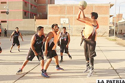 La acción del partido entre Calama y Bolívar (ponchillos)
/Carla Herrera /LA PATRIA
