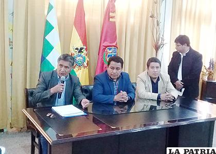 Las autoridades de la Gobernación y el Sedes realizaron el informe sobre el examen a residencias médicas /LA PATRIA
