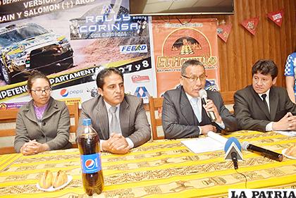 Dirigentes y patrocinadores en la presentación oficial de la prueba
/Reynaldo Bellota /LA PATRIA