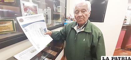 El presidente de los Jubilados Ferroviarios de Oruro, Genaro Toledo, visitó LA PATRIA para dar su versión /LA PATRIA
