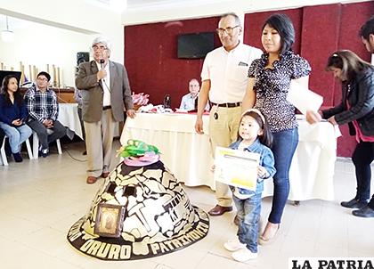 Círculo Cultural y Social Ateniense premió a los niños /LA PATRIA
