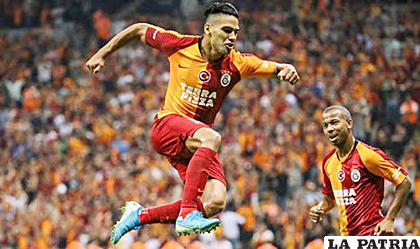 Comienza a hacer goles el 