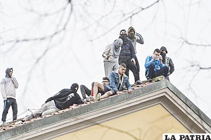 Motines en cárceles de Italia dejaron siete muertos /DEBATE
