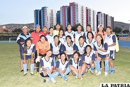 Las chicocas de Oruro obtuvieron el primer triunfo del certamen/cortesía Ministerio de Deportes
