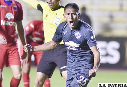 Erwin Saavedra anotó el segundo de Bolívar /APG