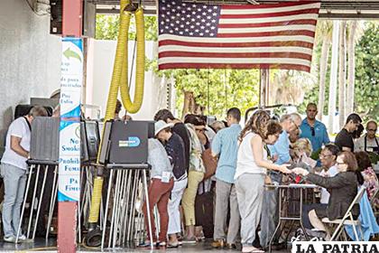 Hispanos podrán participar en las primarias en Estados Unidos /EFE