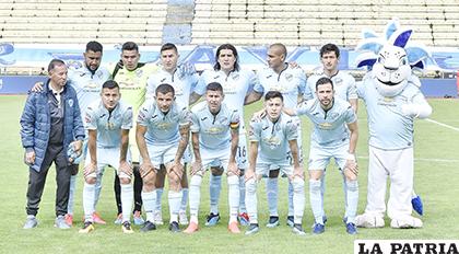 Bolívar luego del empate de local ante Wilstermann pretende recuperar terreno /APG