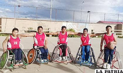 Participa en los torneos locales de este deporte
