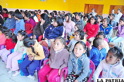 Cientos de niños y adolescentes viven en los centros de acogida /LA PATRIA /ARCHIVO