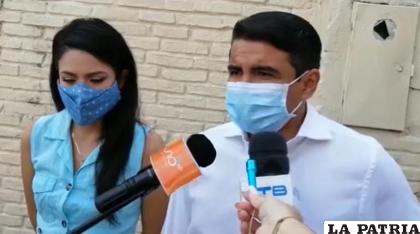 Roberto Fernández, excandidato a la Alcaldía cruceña junto a los medios de comunicación /RR.SS.