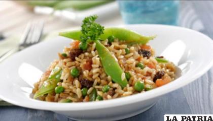 ARROZ CON VERDURAS Y VINAGRETA DE CHÍA