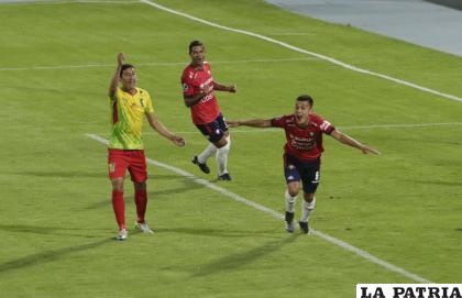 Los rojos sufrieron, pero vencieron al debutante en torneos internacionales /APG