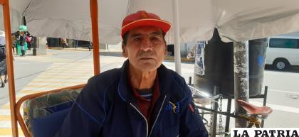 Don Alejandro, es un hombre sacrificado entregado a su trabajo