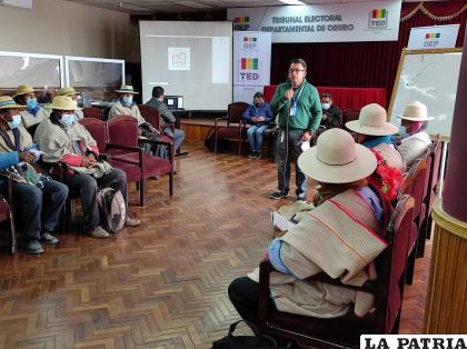 El Defensor del Pueblo intentó generar un clima de consenso entre Muratos y Chipayas /Defensoría del Pueblo