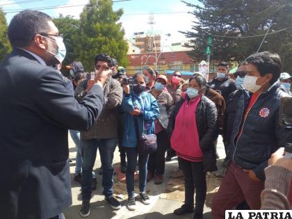 Pereira, en diálogo con los seguidores de Sol Oruro /LA PATRIA