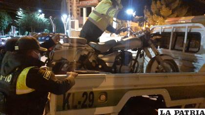 Ambos vehículos fueron trasladados a un garaje de Tránsito /LA PATRIA