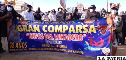 La Gran Comparsa “Bufos del Matadero” al son de las bandas