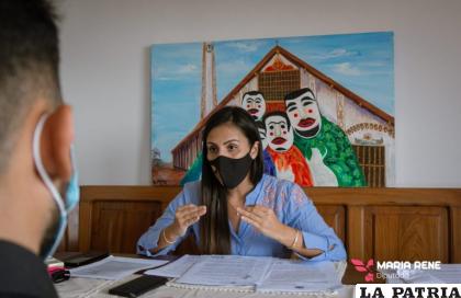Diputada chiquitana nominada al premio “Mejor Mujer Política 2022” /INTERNET