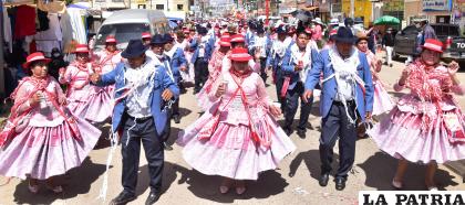 Comparsa “Unión Comercial” se luce el Domingo de Tentaciones