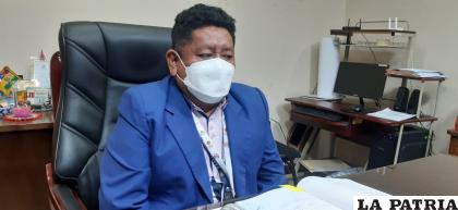 El director Departamental de Educación, Óscar Copa /LA PATRIA