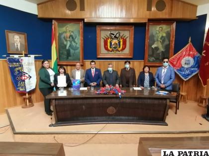 Administración de Empresas es reacreditada /LA PATRIA
