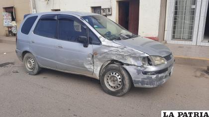 El conductor protagonista impactó contra varios motorizados /la patria