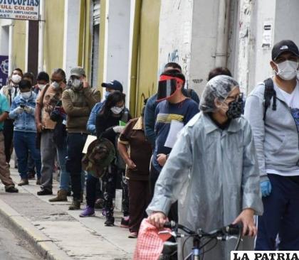 Pese al bajo índice de contagios, autoridades en salud concuerdan en no dejar de usar barbijo  /Archivo Defensoría del Pueblo
