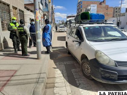 El retrovisor del auto quedó dañado /LA PATRIA
