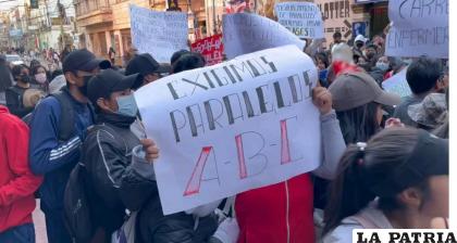 Estudiantes de Enfermería se declararon en emergencia/ LA PATRIA