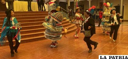 El sentimiento al bailar la morenada es indescriptible /LA PATRIA
