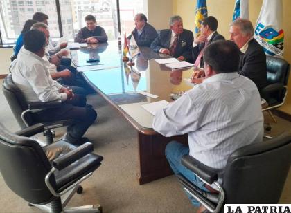 La primera reunión de dirigentes en la Febad a la cabeza de Edwin Gutiérrez /Mario Roque