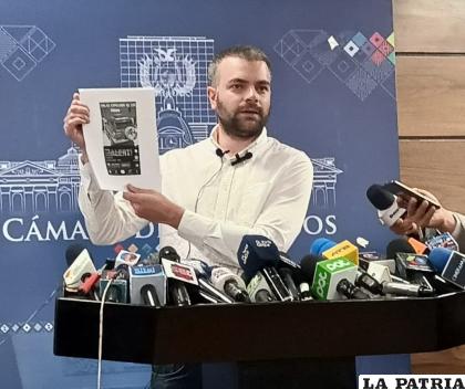 El diputado Ormachea muestra la investigación que realizó mediante el RUAT /LA PATRIA