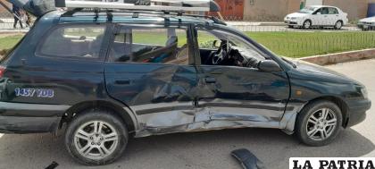 La vagoneta fue colisionada por el carro blanco /LA PATRIA