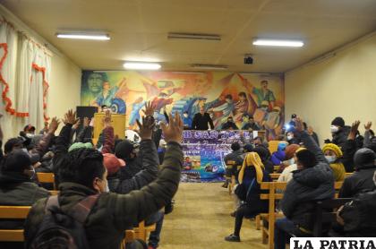 Convocan a asamblea para definir el futuro de San José /LA PATRIA