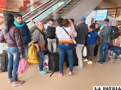 Varios esperaban para ser trasladados a Chile tras pagar un monto alto de dinero /LA PATRIA