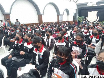 Estudiantes fueron parte del Taller de Violencia Sexual y Prevención de Embarazo en Adolescentes /LA PATRIA