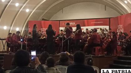 La música abrió la presentación del año académico y artístico /Ana Oblitas