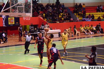 Carl A-Z tiene todo listo para enfrentar a Pichincha /Emilio Castillo
