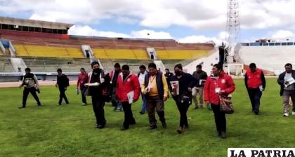 Autoridades departamentales realizan inspecciones al estadio departamental /Sedede