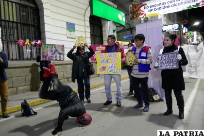 Varias expresiones se reunieron en la calle Bolívar en apoyo a Ronald Millares /LA PATRIA