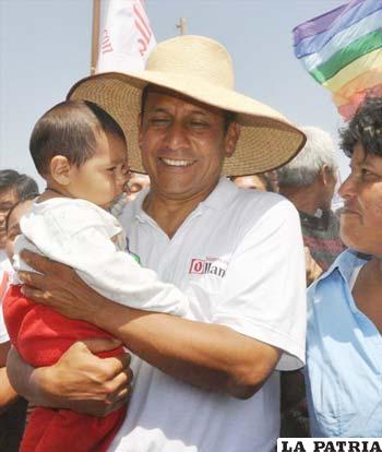 Humala parece tener asegurado su pase a la segunda vuelta