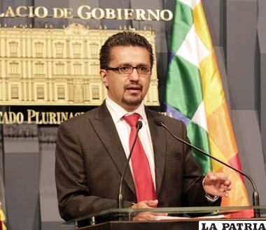 Oposición dice tener pruebas contra Llorenti
