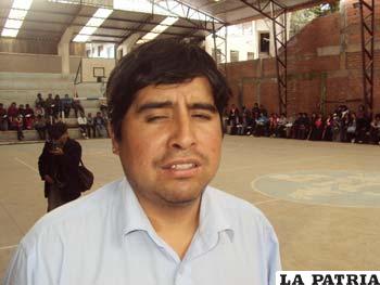 El principal líder del magisterio orureño, Daniel Ordoñez, resultó herido en las movilizaciones de La Paz