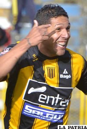 Cristian Ruiz , atacante del Tigre