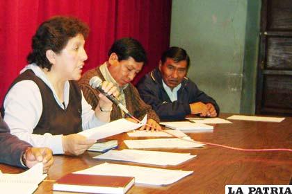Ejecutiva de Sintrauto, Teresa Gascón, lamenta pelea entre bolivianos por falta de atención del presidente Evo Morales 