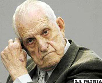 Perpetua para ex dictador argentino Reynaldo Bignone