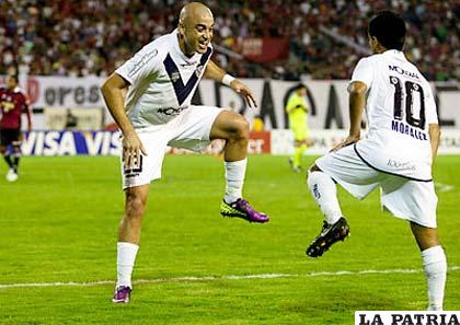 El cuadro de Liniers doblegó a Caracas y consiguió su pase a la siguiente fase de la Copa Libertadores