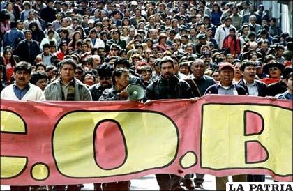 La Central Obrera Boliviana (COB) representa a todos los trabajadores bolivianos y es única en su género