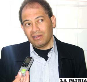 Ministro de Autonomías Carlos Romero